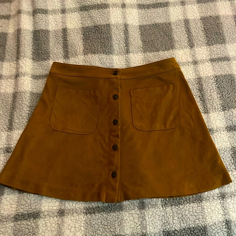Iris Brown “Suede” Skirt 
Size Large